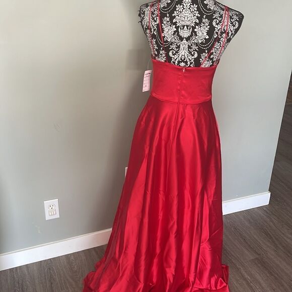 New Satin Red Dress NEW - Picture 3 of 3